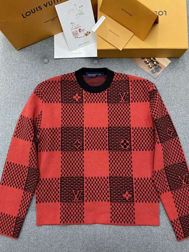 Sweater from Scarlettluxury