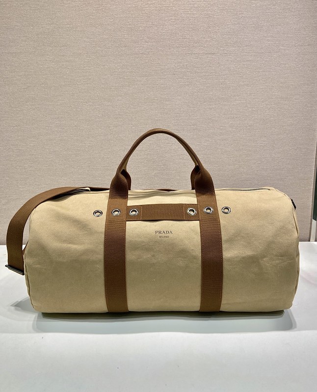 Travel bag from Scarlettluxury