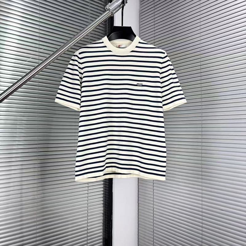 Sweater from Scarlettluxury