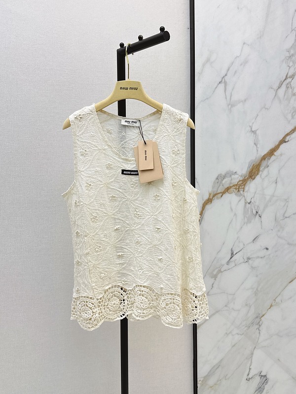 Vest from Scarlettluxury