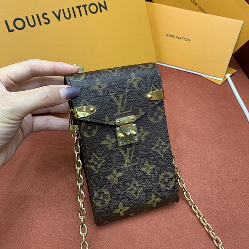 Louis Vuitton crossbody bag