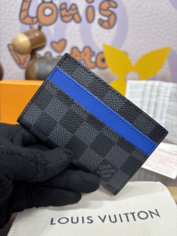Louis Vuitton card holder