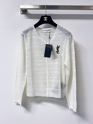 Sweater from Scarlettluxury