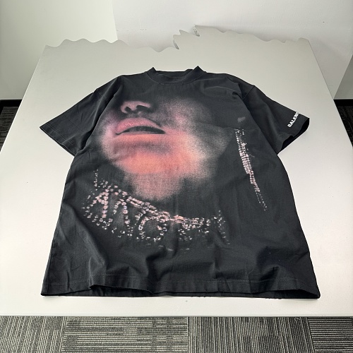 Tee from Scarlettluxury