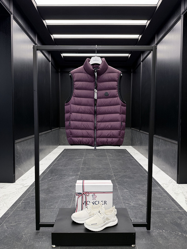 Moncler shopping bag