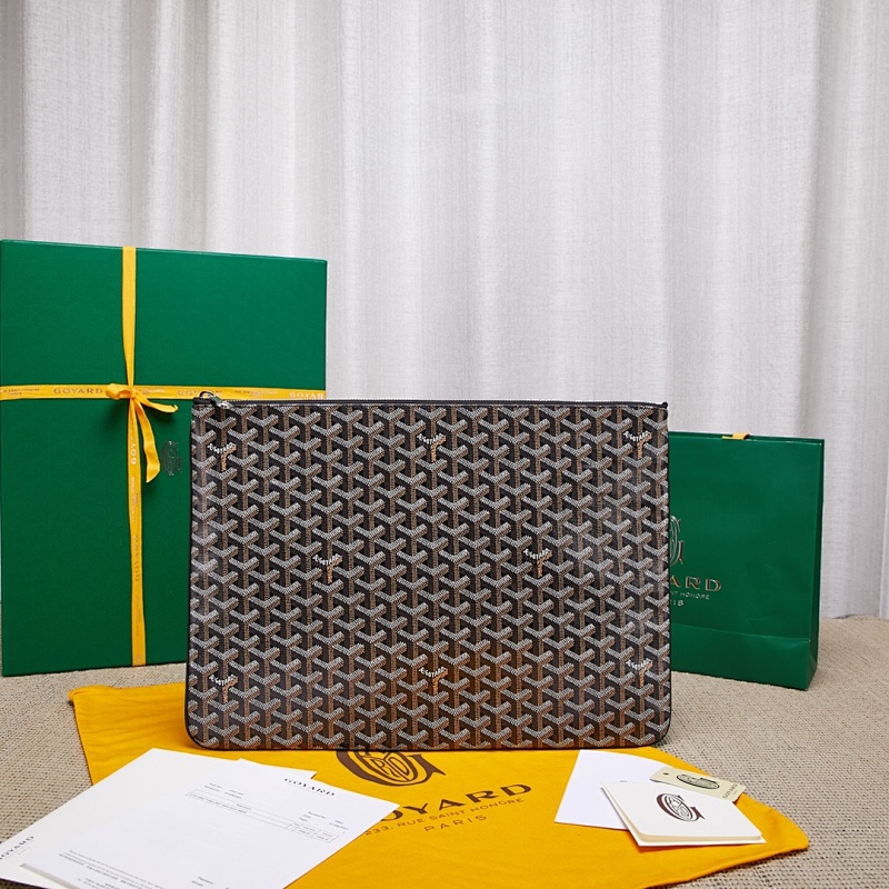 Goyard clutch