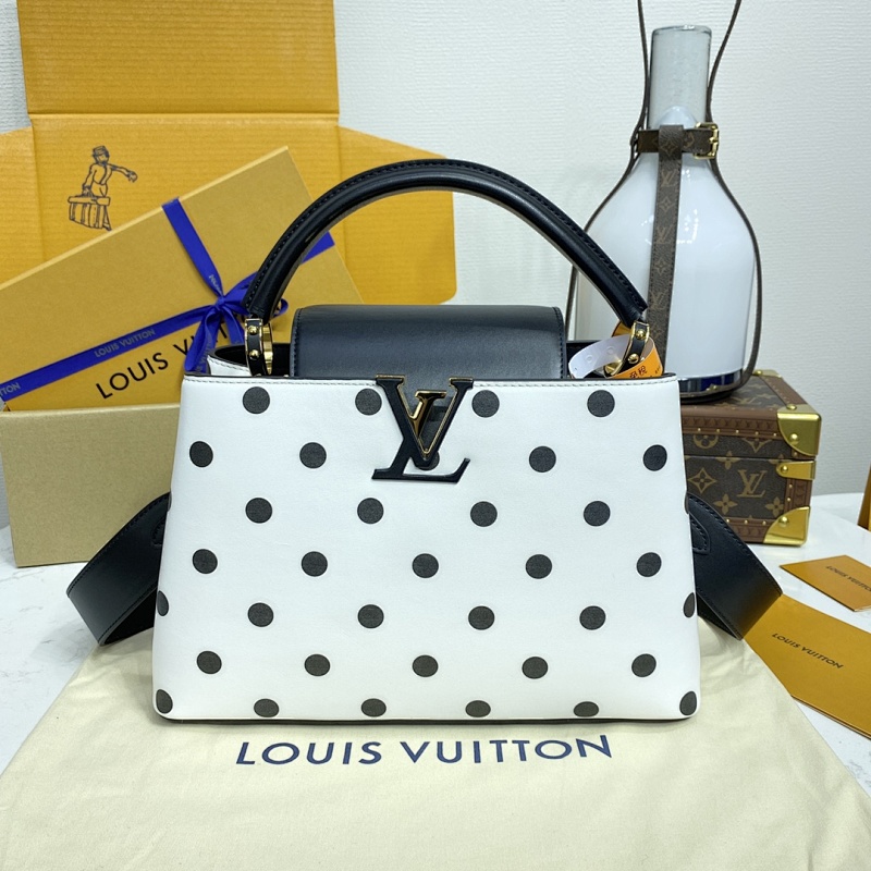Crossbody bag from Scarlettluxury