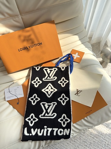 Louis Vuitton scarf