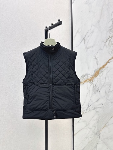 Down jacket from Scarlettluxury