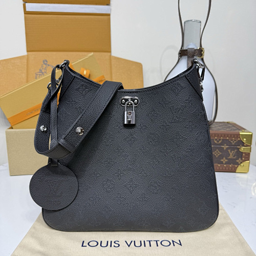 Louis Vuitton crossbody bag