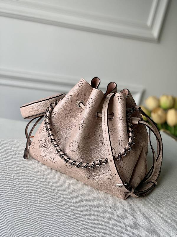 Louis Vuitton crossbody bag