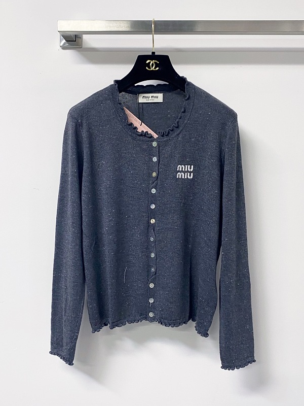 Long sleeve from Scarlettluxury