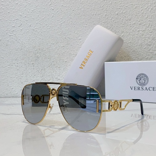 Versac Model VE2255 Size 62 14-145