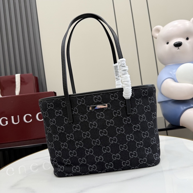 Gucci tote bag