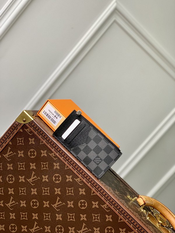 Louis Vuitton card holder