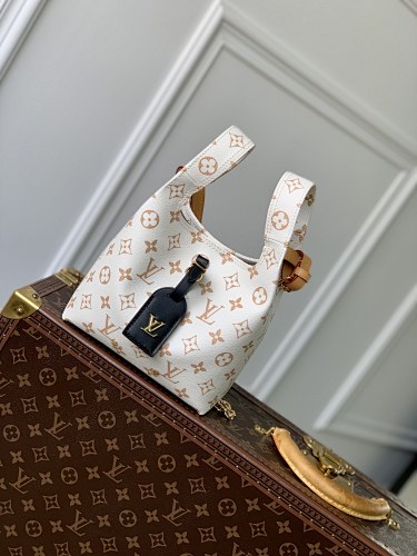 Louis Vuitton shopping bag