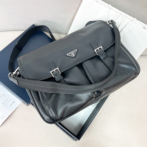 Messenger bag from Scarlettluxury