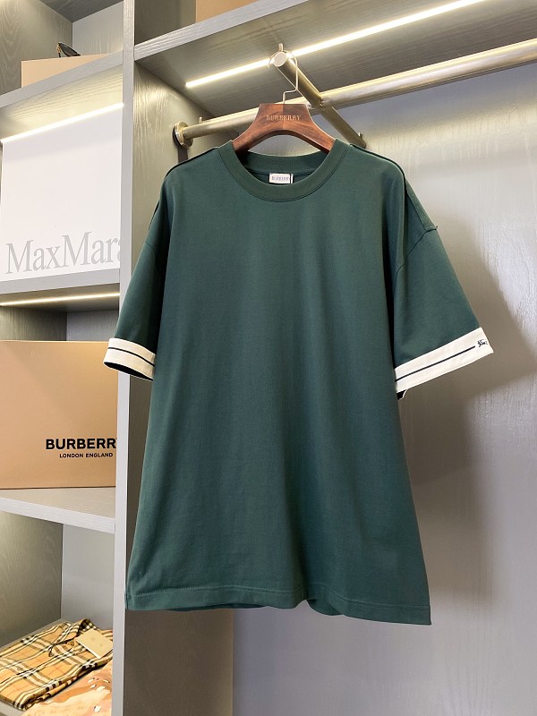 Sweater from Scarlettluxury