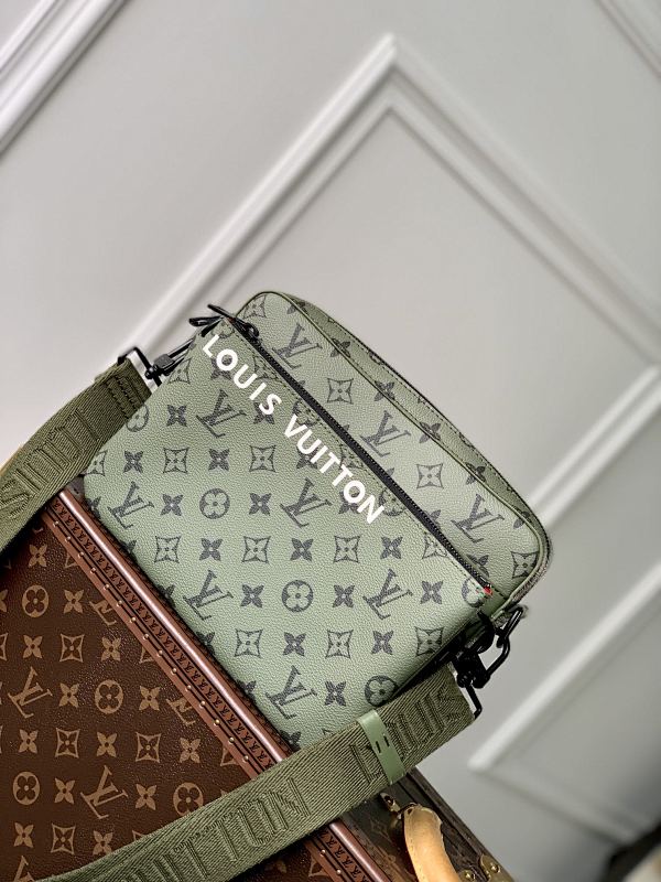 Louis Vuitton messenger bag