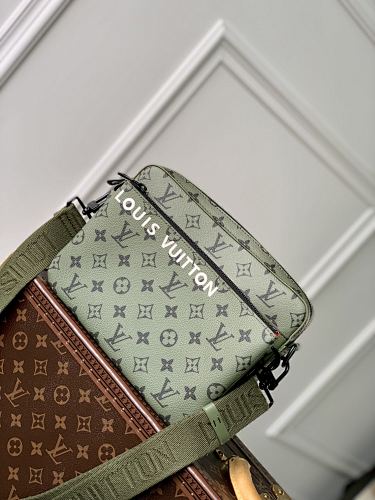 Louis Vuitton messenger bag