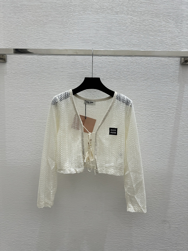 Sweater from Scarlettluxury