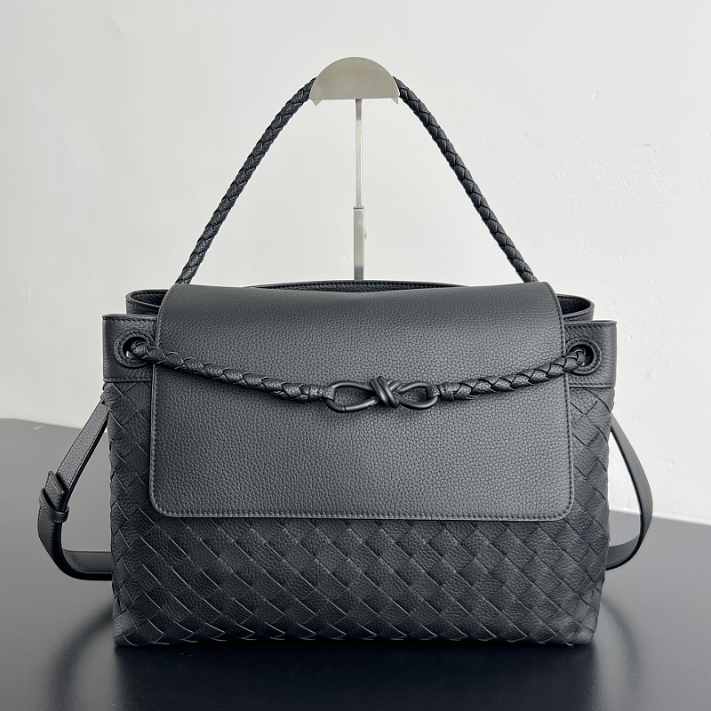 Crossbody bag from Scarlettluxury