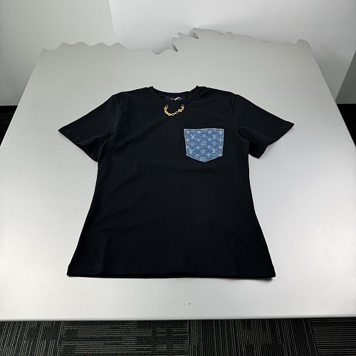 Tee from Scarlettluxury