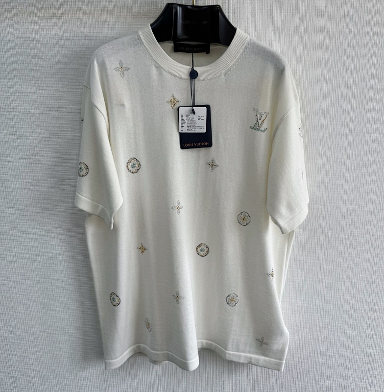 Sweater from Scarlettluxury