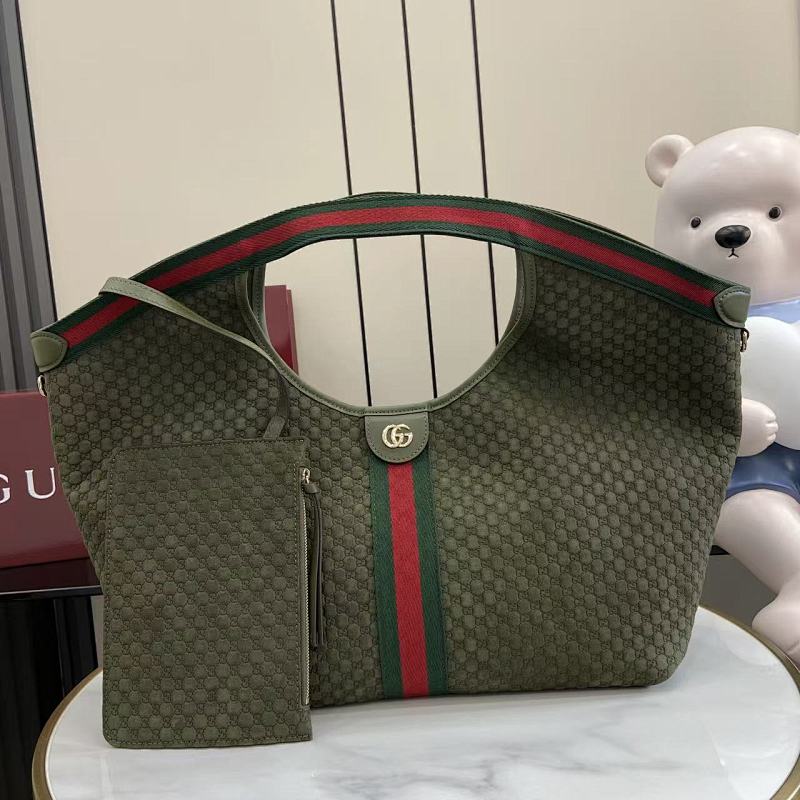 Gucci clutch