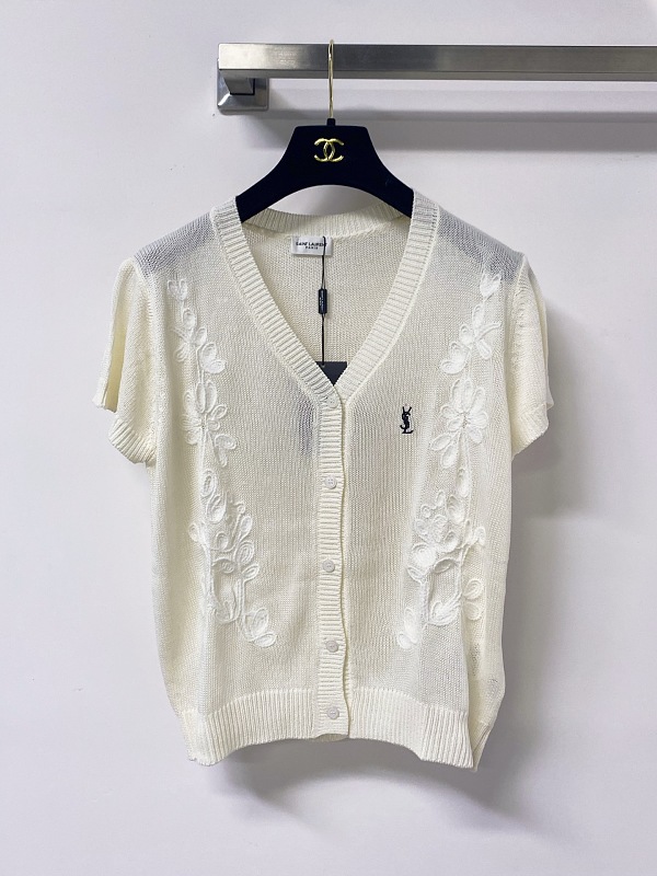 Sweater from Scarlettluxury