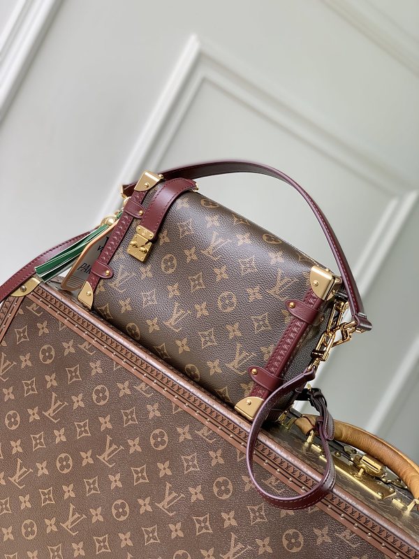 Louis Vuitton bag