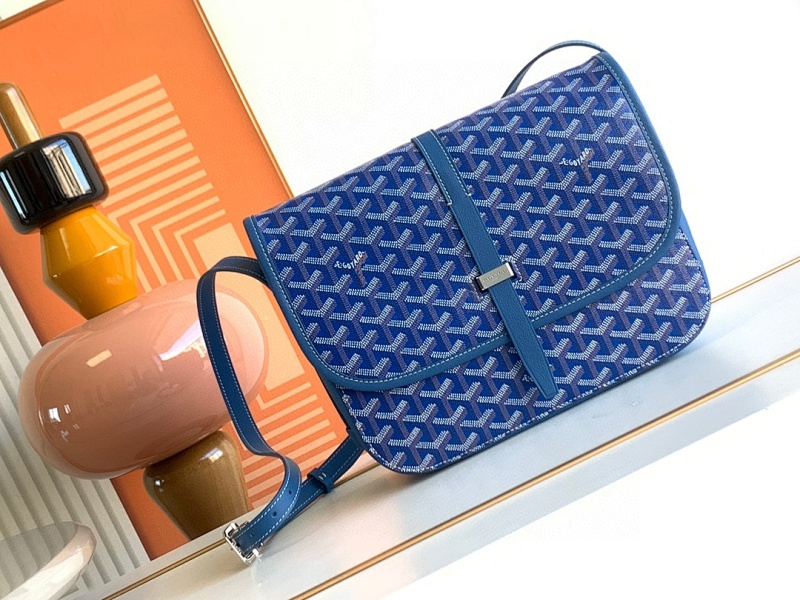 Messenger bag from Scarlettluxury
