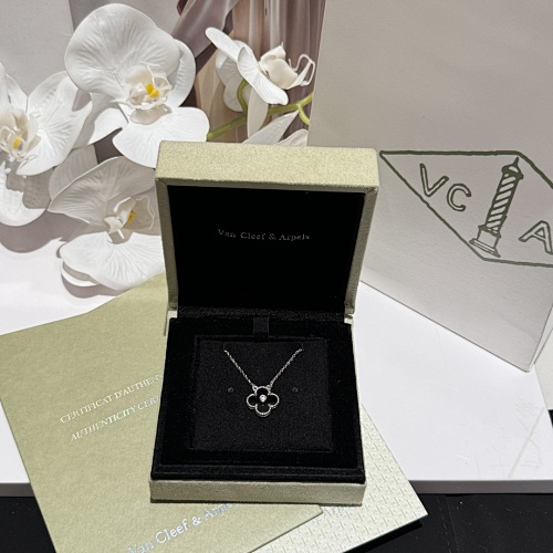 Necklace from Scarlettluxury
