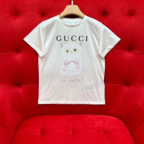 Tee from Scarlettluxury