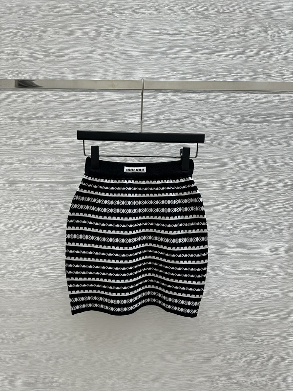 Sweater from Scarlettluxury