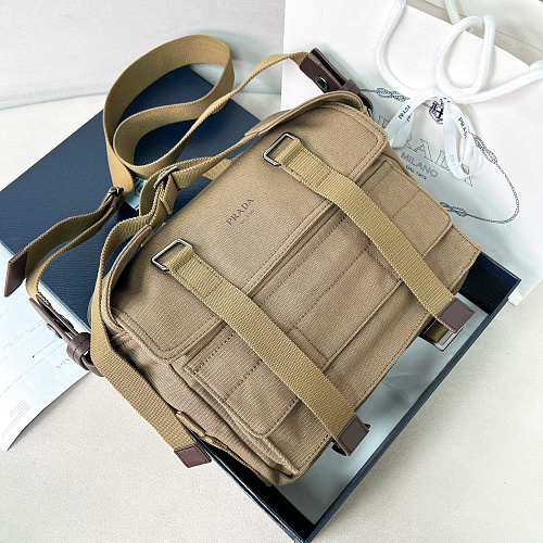 Messenger bag from Scarlettluxury