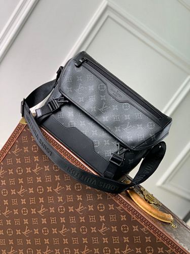 Louis Vuitton messenger bag