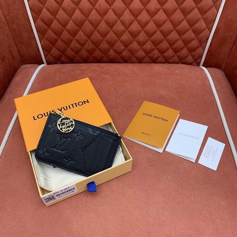Card holder from Scarlettluxury