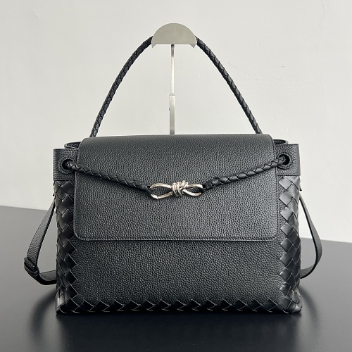 Crossbody bag from Scarlettluxury