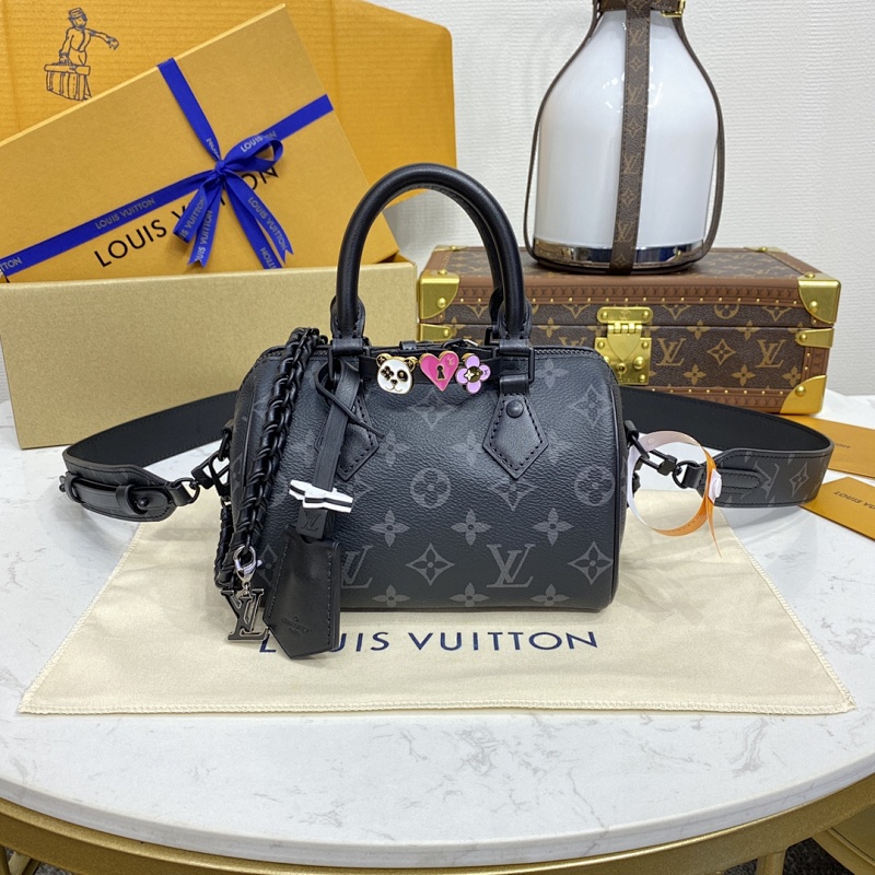 Louis Vuitton crossbody bag