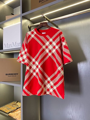Sweater from Scarlettluxury