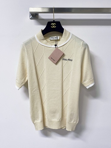 Tee from Scarlettluxury