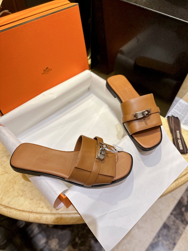 Slides from Scarlettluxury