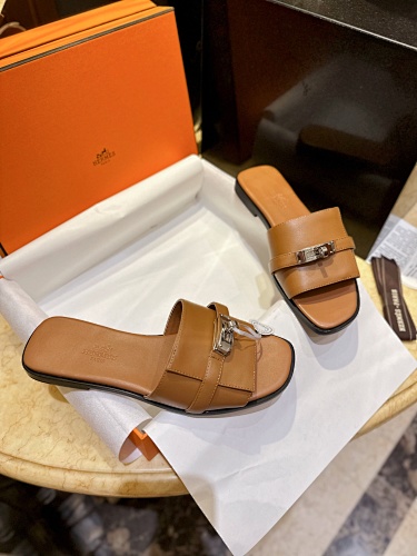 Slides from Scarlettluxury