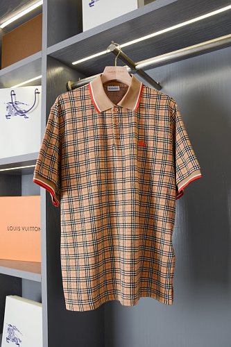 Burberry sweater