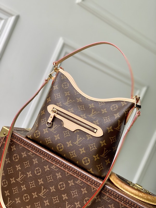 Louis Vuitton crossbody bag