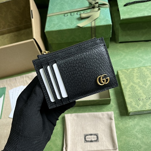 Card holder from Scarlettluxury