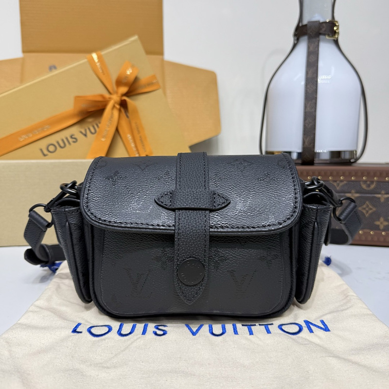 Louis Vuitton crossbody bag