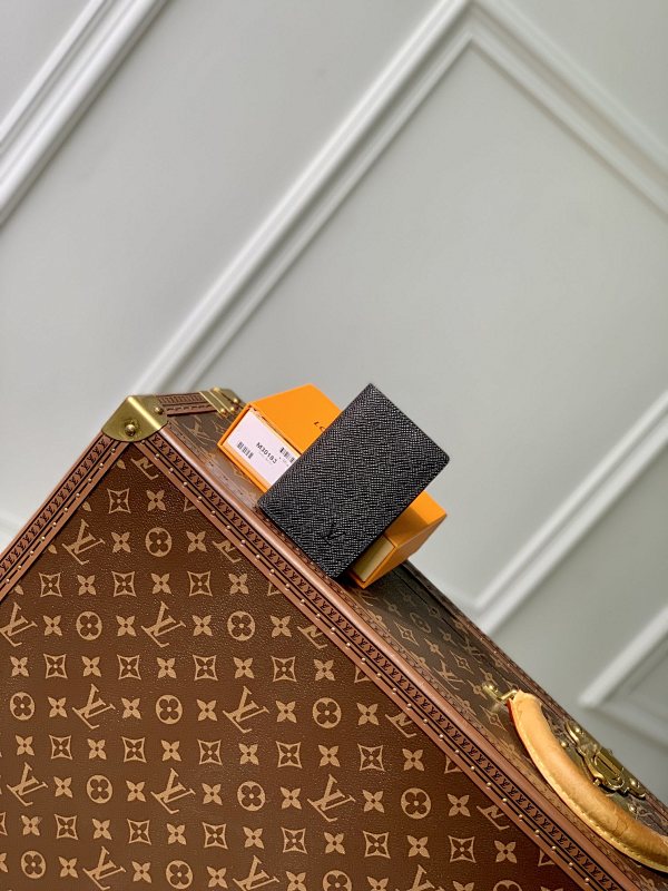 Louis Vuitton card holder
