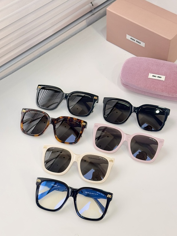 Glasses from Scarlettluxury